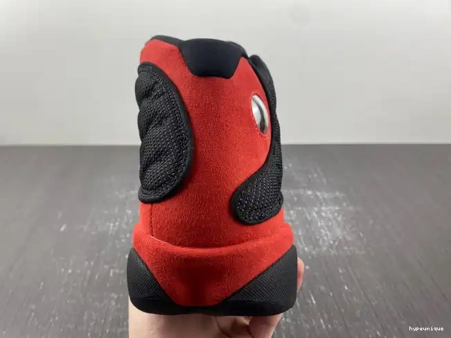 HYPE 414571-004 13 (2017) Retro Jordan Bred 0601